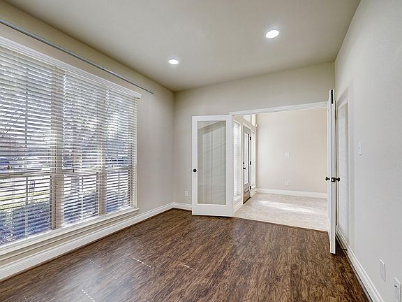 5th image of 13207 Lone Creek Ln