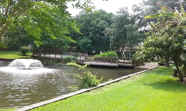 Well-kept community with lots of green space