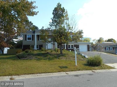 1307 Paddock Ln, Bowie, MD, 20716