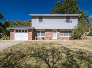 403 Barnett Dr, Edwardsville, IL 62025