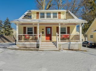 52 Lincoln Ave, Livingston, NJ 07039