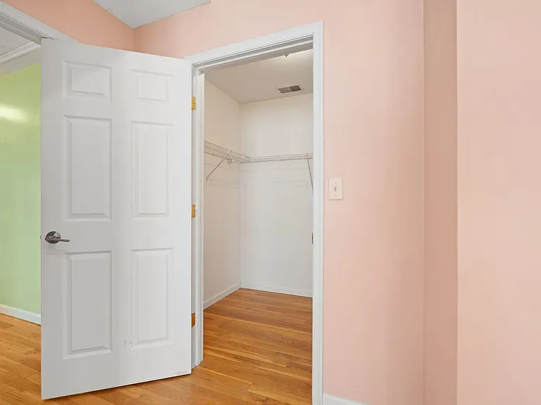 13 Humphrey Ave #1 — Photo 25