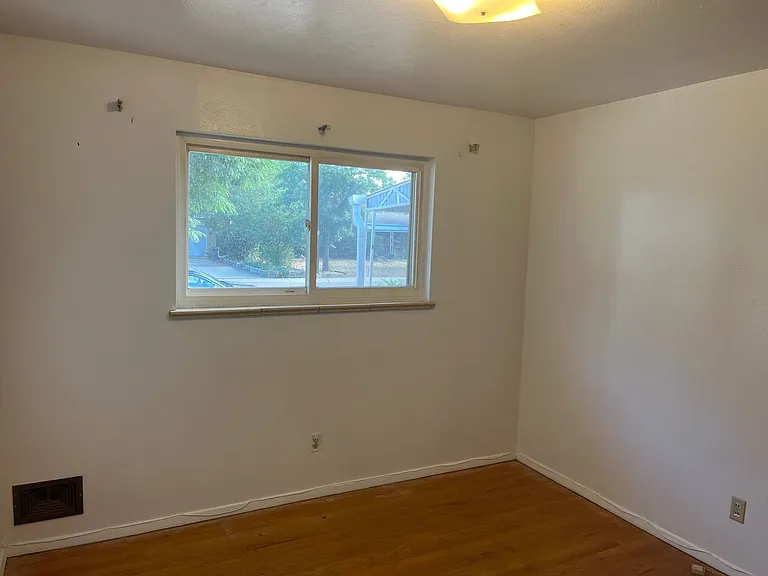 12372 E 30th Ave — Photo 7