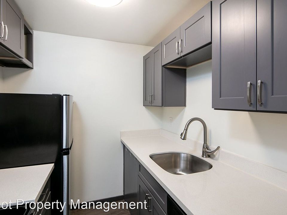 1st image of 9050 Greenwood Ave N APT 101