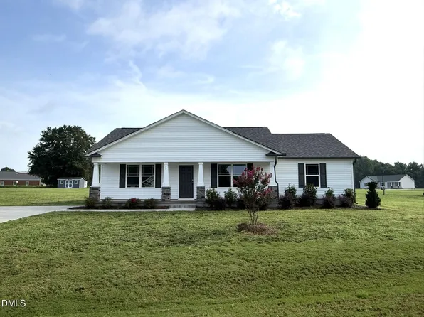 99 Pate Landing Dr, Selma, NC 27576