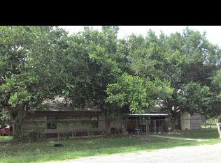 317 Bermuda Dr, Rockport, TX 78382
