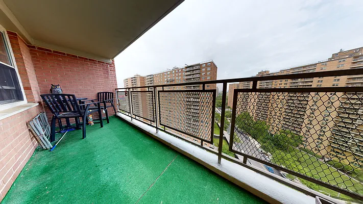 Sold by Remax Edge | media 35