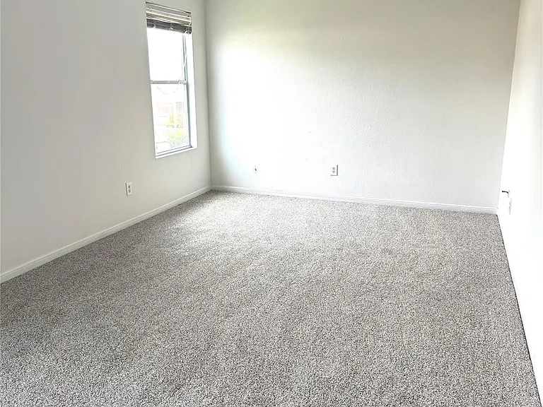 5615 Darby Square Trl — Photo 5