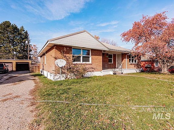 3rd image of 560-562 Tendoy Dr