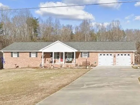 1126 Sunset Rd, Clemmons, NC 27012