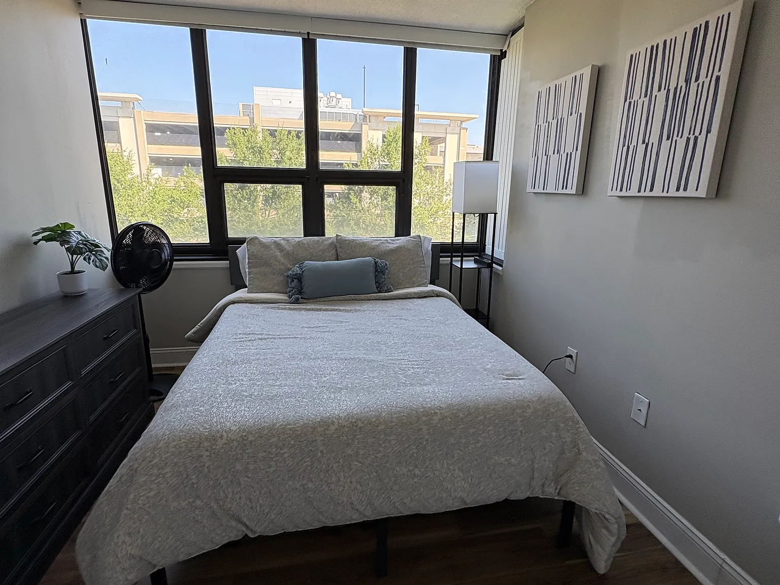 1 bed, 580 sqft, $1,700 — Photo 3