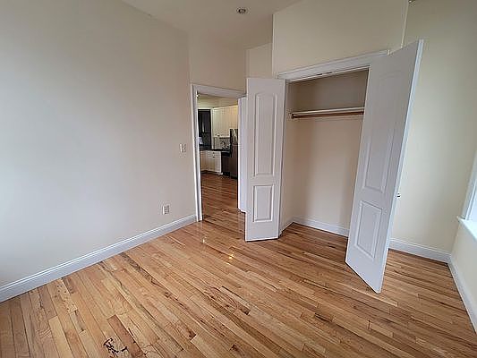 5th image of 159 2nd Ave #Y