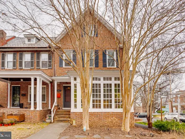 3901 Keswick Rd, Baltimore, MD 21211