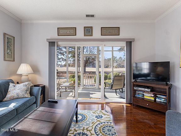 5th image of 151 Bentgreen Drive