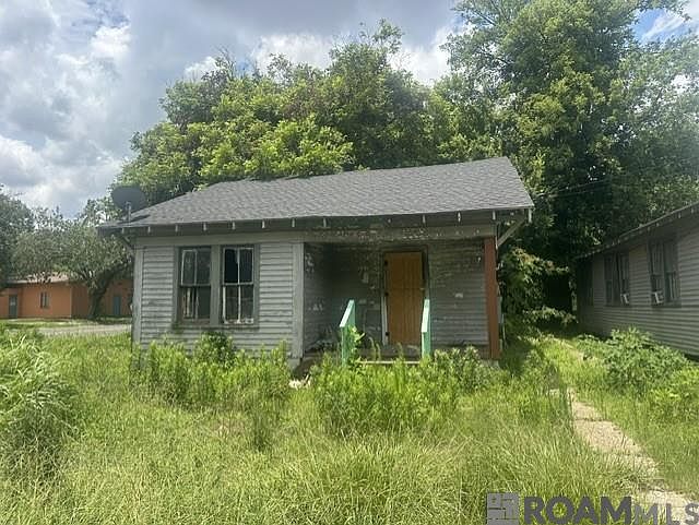 1st image of 3913 Topeka St