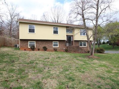 524 Westwin Dr, Winston Salem, NC, 27104