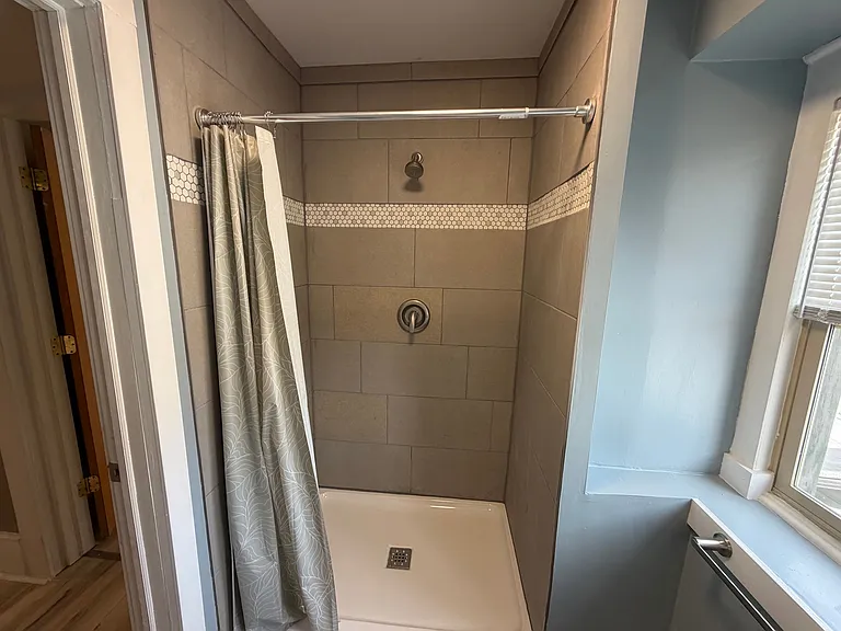 1709 White St #1711-3 — Photo 9