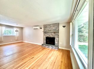 7 Lakeside Dr, Westerly, RI 02891