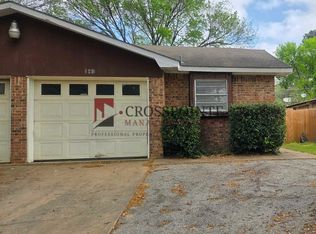 115 Queens Ct, Longview, TX 75604