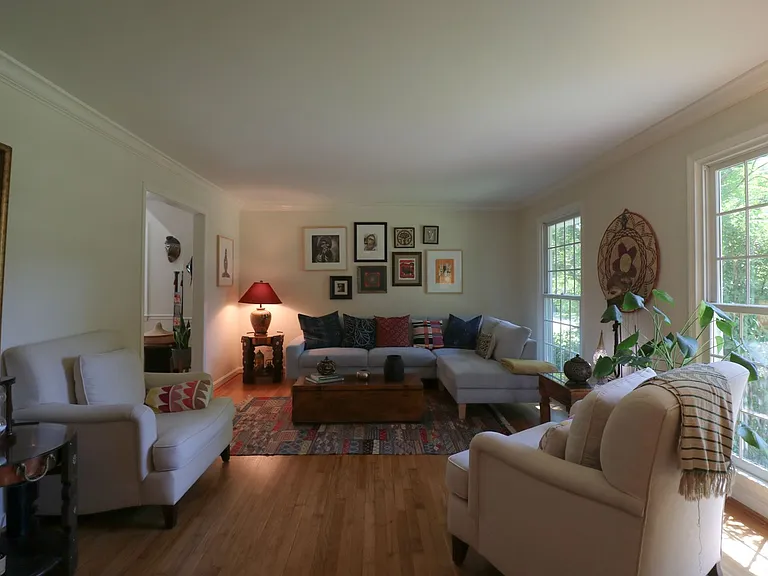 14601 Melinda Ln — Photo 7