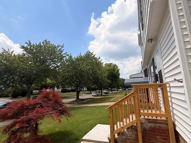 13108 Saint James Ave — Photo 20