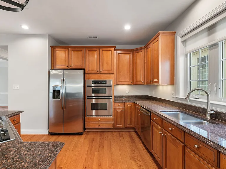 9185 Topaz St — Photo 17
