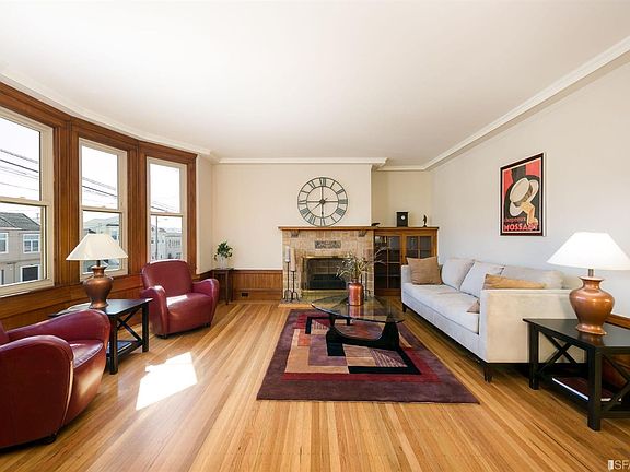 4th image of 645 42nd Ave