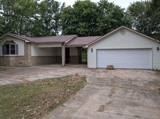 15 Welch Ln, Batesville, AR 72501