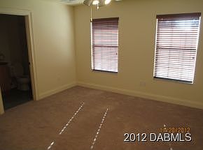 5th image of 1213 Londonderry Cir