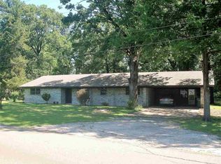 200 Andrews St, Hooks, TX 75561