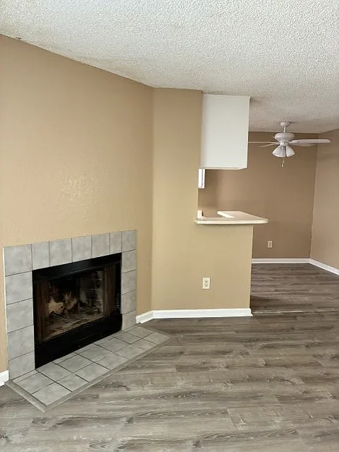 2 bed, $1,990 — Photo 2