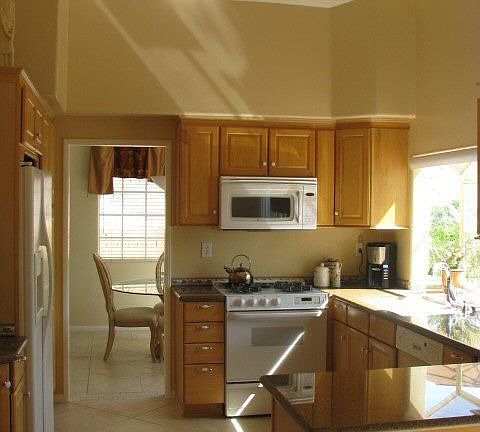 Remodeled kitchen w/lot of cabinets & granite counter tops