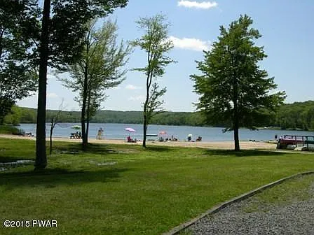 MCONNEL FAMILY BEACH + BBQ-ING