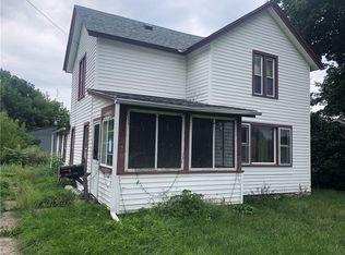 27 Erie St, Mount Morris, NY 14510