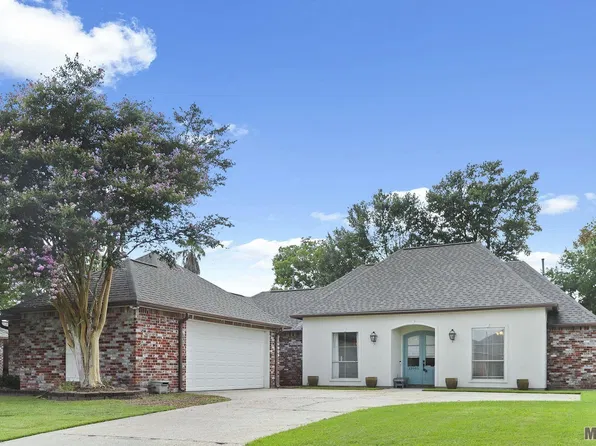 13085 Oak Knoll Dr, Geismar, LA 70734
