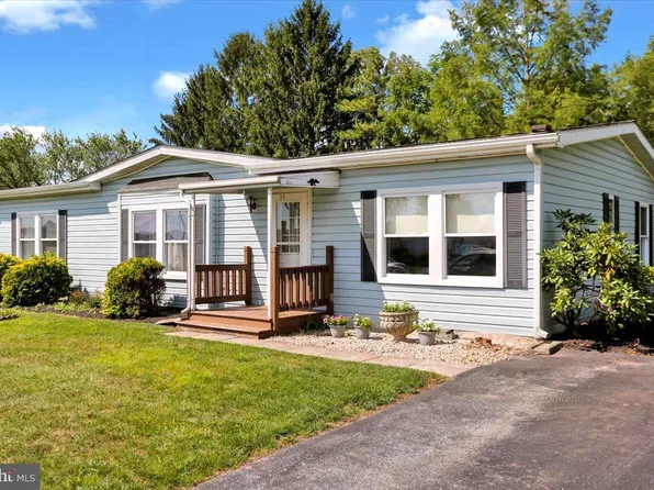 39 Bill Dr, Denver, PA 17517