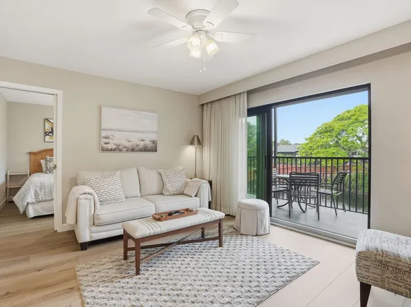 600 Neapolitan Way, Naples, FL