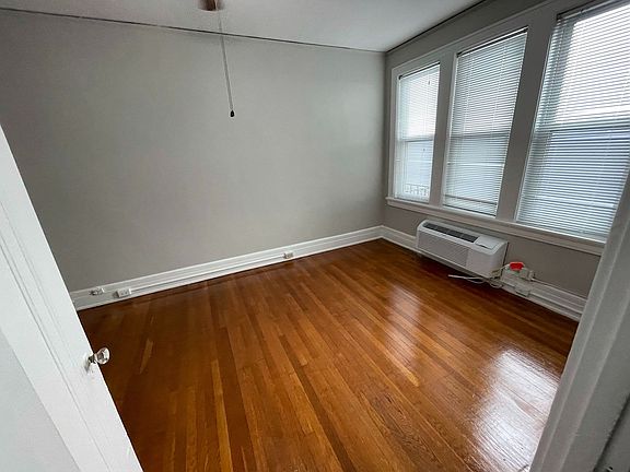 2nd image of 1384 W Peachtree St NW APT C6