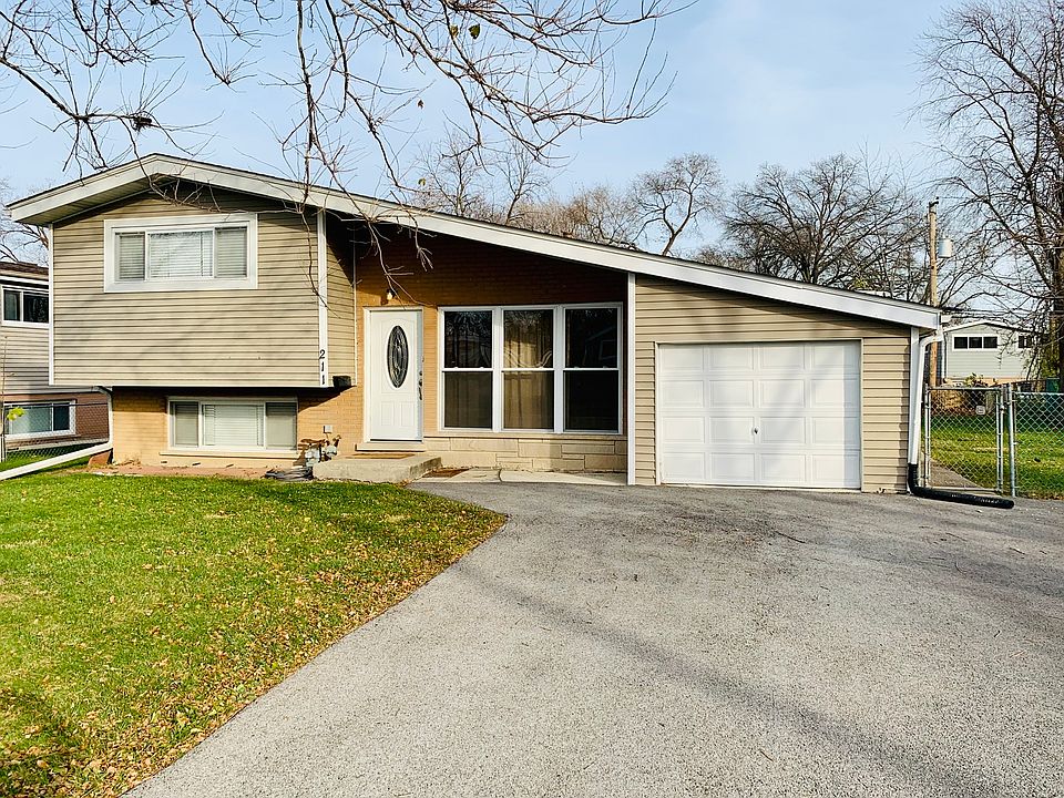 1st image of 211 Valerie Ct