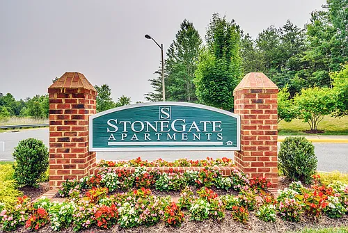Stonegate Apartments Photo 1