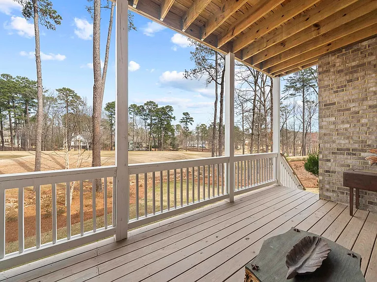 1020 Turnberry Cir — Photo 4