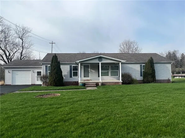 945 Old Princeton Rd, New Castle, PA 16101