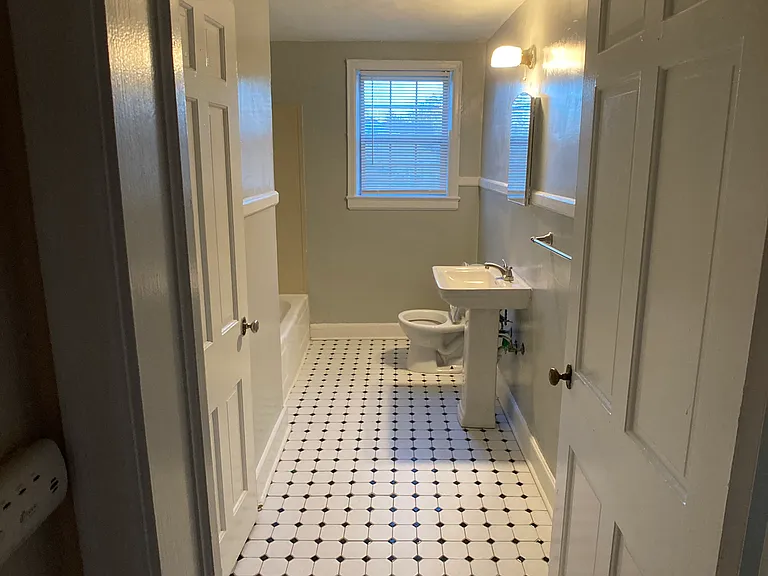 917 Oxmoor Rd #201 — Photo 43