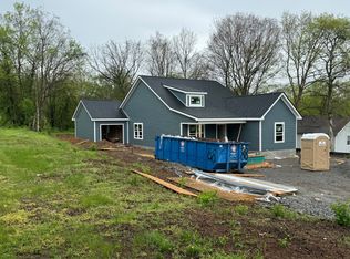 212 Cafe Rd, Goodlettsville, TN 37072