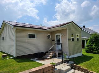 201 1/2 Park Ave, Portage, PA 15946