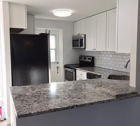 2nd image of 1427 E Hillsboro Blvd APT 129