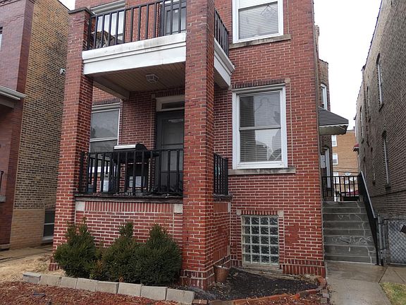 2nd image of 2440 W Foster Ave #1