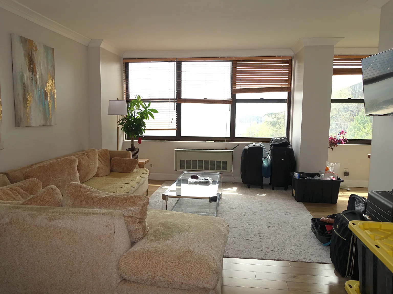 7000 John F Kennedy Blvd E — Photo 3