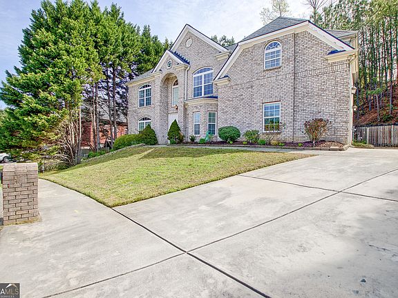 3rd image of 5408 Spelman Dr SW