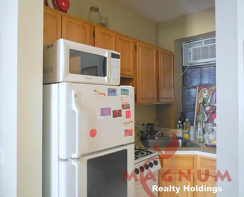 Rented by Magnum Realty Holdings, LLC | media 33